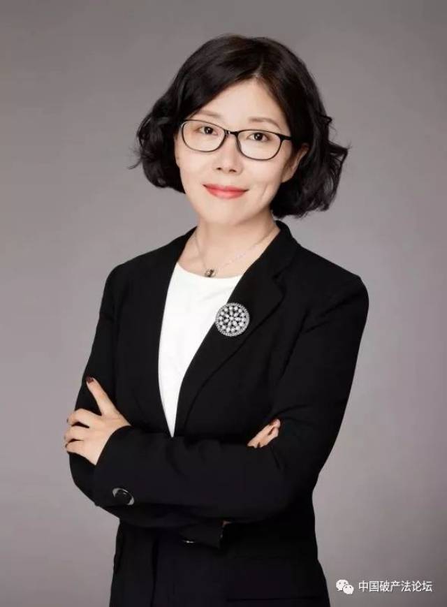 简讯学会常务理事高美丽荣膺2018年度alb中国15佳女律师