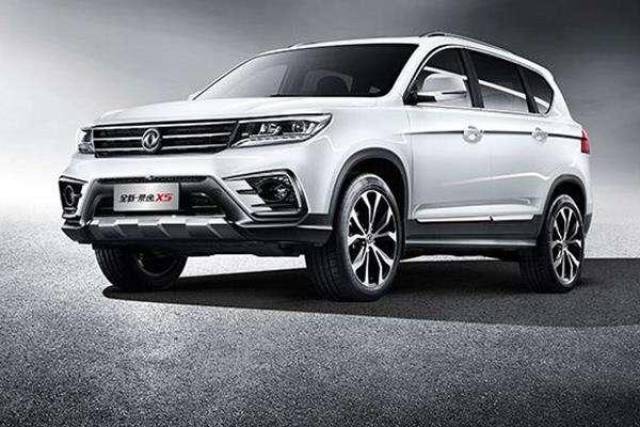 该涡轮增压发动机是东风自主研发的小排量增压发动机,采用霍尼维尔