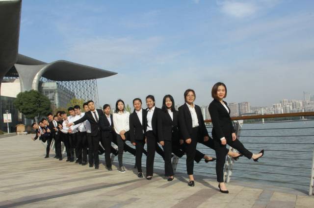 无锡新联康公司大家庭合影,定格瞬间,留住我们最美好的模样!