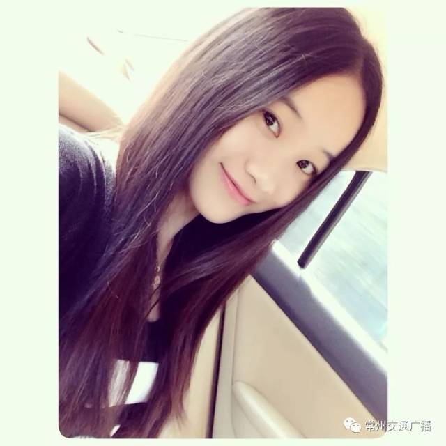 这是90的新晋女主播?