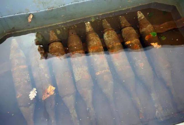 白磷弹:散播恐惧的纵火恶魔