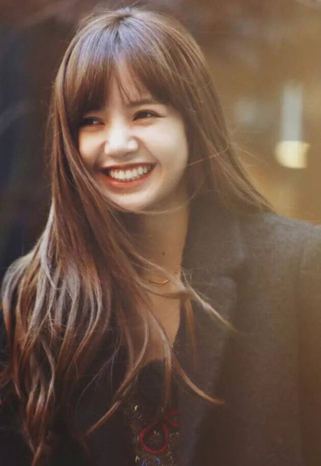 blackpink lisa:舞蹈只看一遍就能复制!