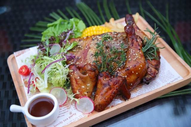 集合世界1000 美酒,低至10多元就能喝到,位处cbd,说的就是ta_手机搜狐