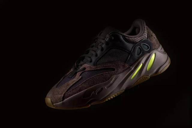 YEEZY BOOST 700 Wave Runner “Mauve” | 念叁限量发售_手机搜狐网