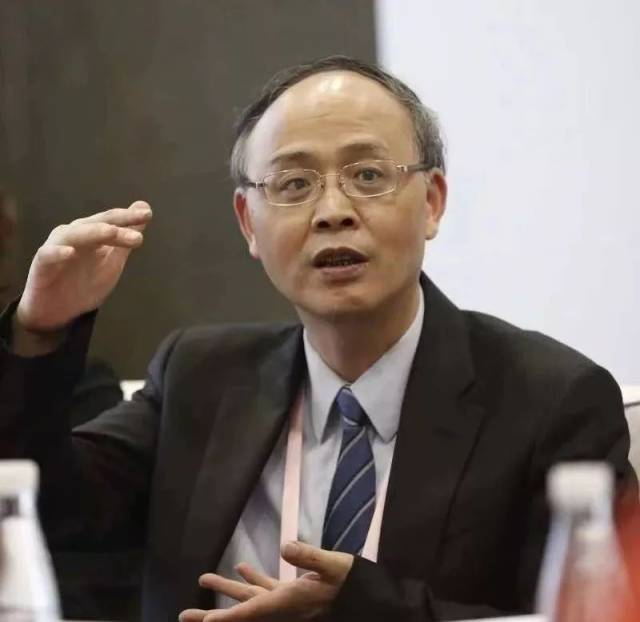 复旦大学附属肿瘤医院 胡夕春教授