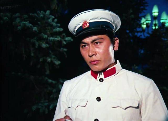 老电影戴手铐的旅客中张强扮演者马树超近况如何如今64岁了