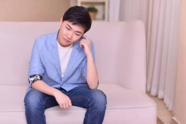 14岁上大学,20岁研究生毕业,21岁进中科院,比天赋带给他更多的是