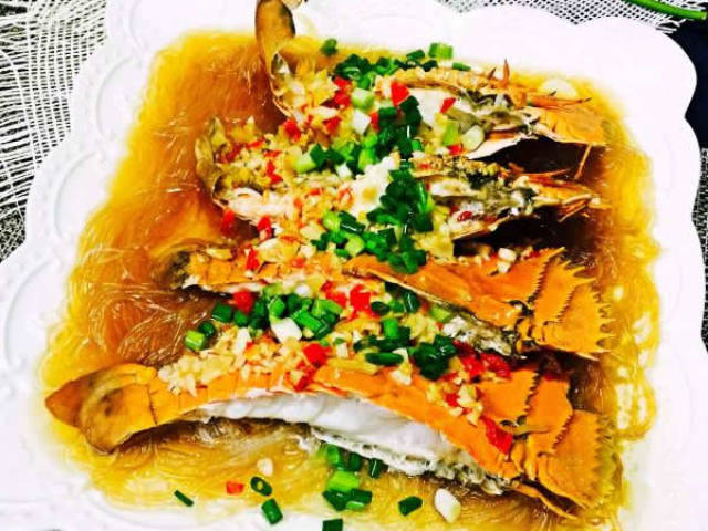 蒜蓉粉丝蒸毛缘扇虾