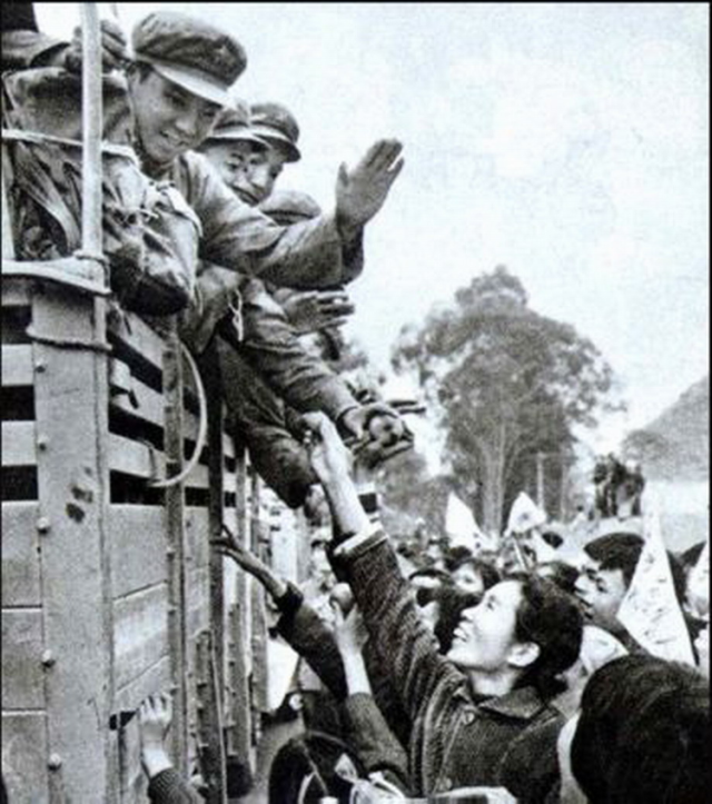 自卫反击战英模在全国巡回报告英模报告团受到接见79年6月1日英模报告