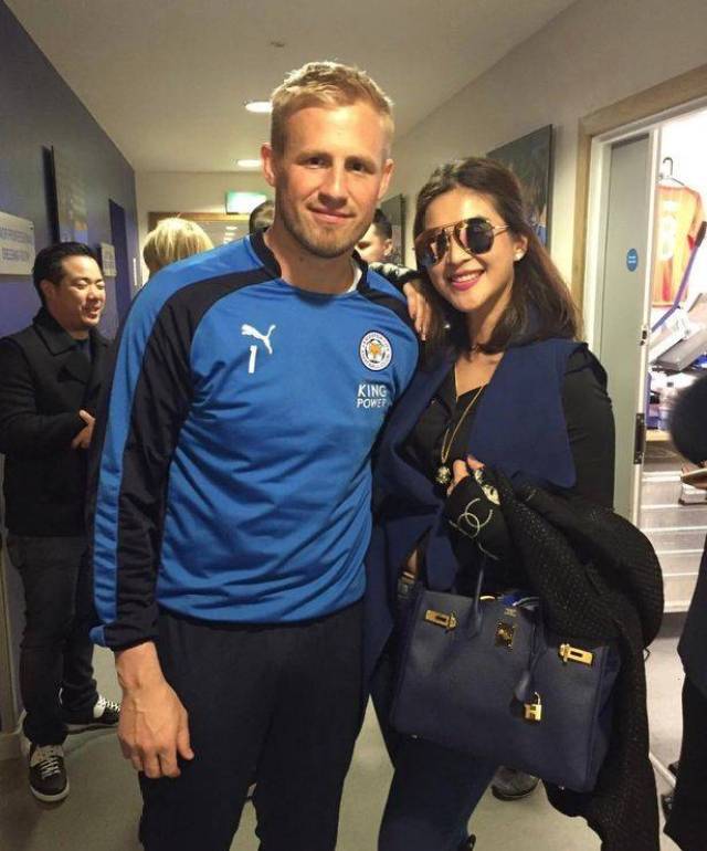 莱斯特城失事飞机遇难五人身份维猜与助理及朋友一对飞行员情侣