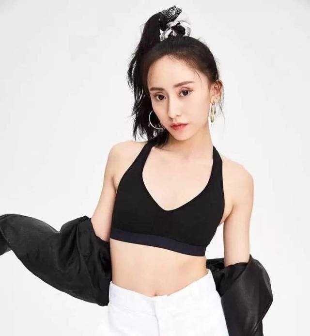 约人未遂改出道成杨超越师弟?这综艺又叫富二代与18线的恋爱剧本?