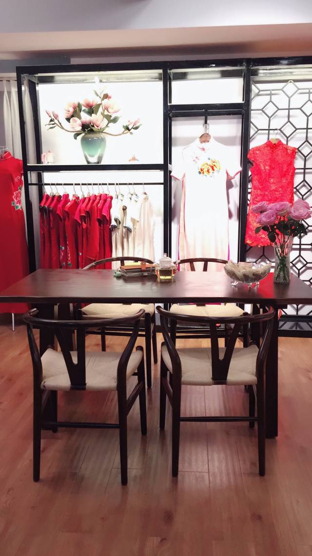 成都这些旗袍馆里的旗袍,简直就是工艺品ig