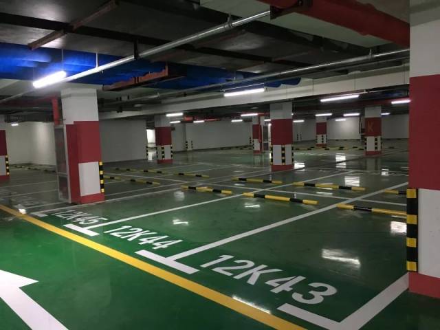 到底是谁占了你的车位?