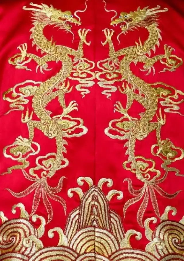 唐嫣罗晋大婚,你觉得他们的礼服好看吗?