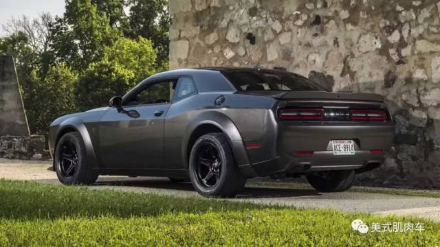 1000匹道奇地狱象发布双涡轮全碳纤挑战者恶魔04跑出87秒