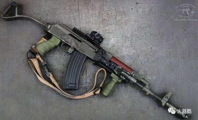 【魔幻风】战术版ak 完美的轻武器