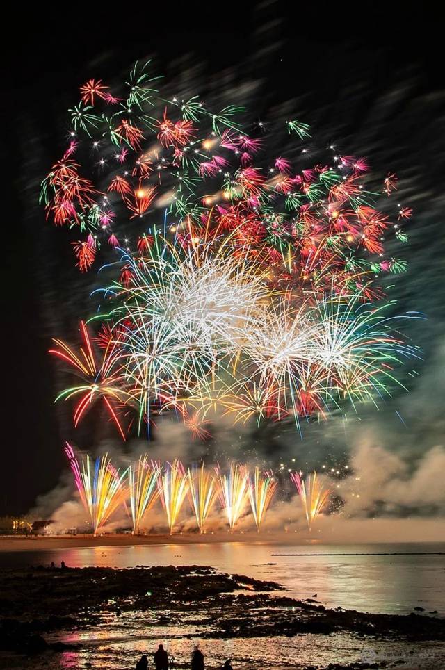 久等了!大师级"烟花摄影"