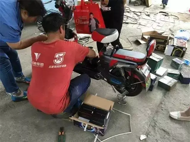 电动车维修师傅你这车我不想修