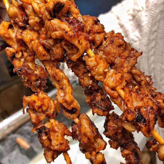 5元 鱿鱼脖(3串) 原价14.