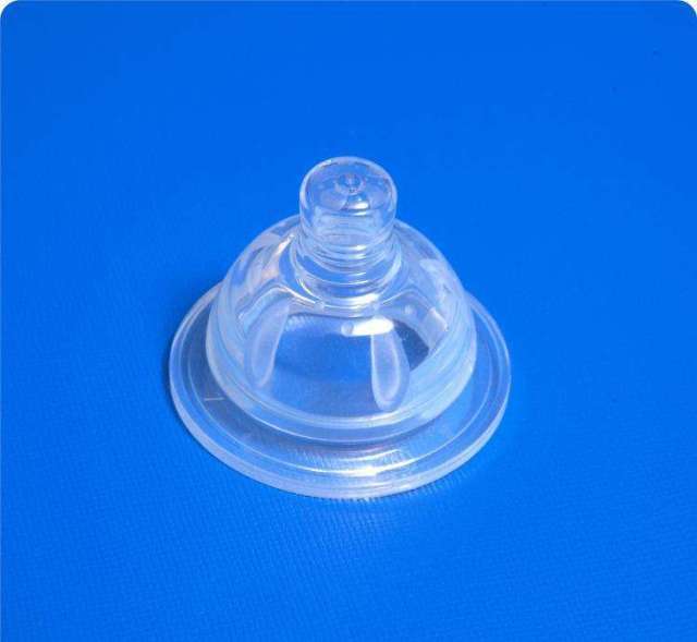 宝妈们应该如何挑选婴儿奶嘴呢?