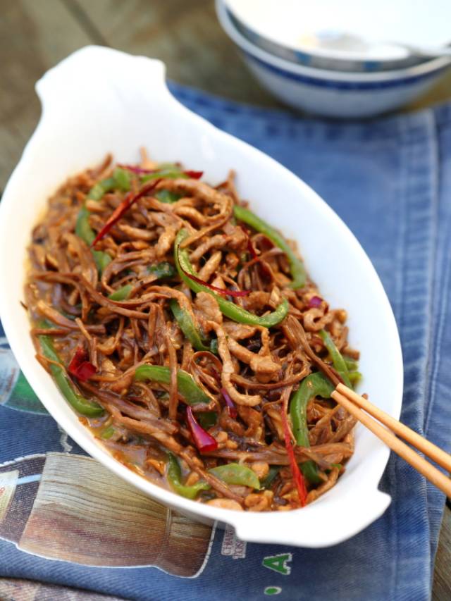 茶树菇肉丝菜谱