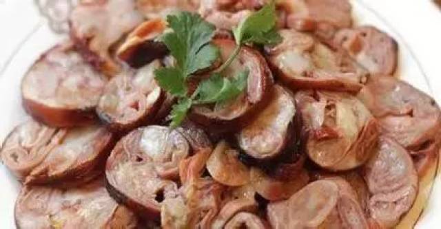 姚安套肠:就为那千层香,再麻烦也值得!