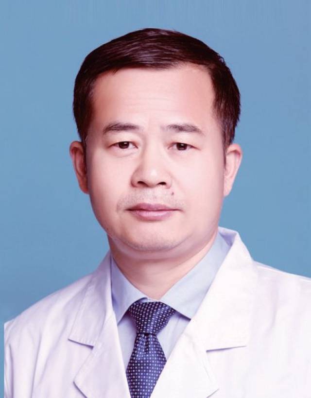 华中科技大学同济医学院附属协和医院心血管外科董念国微创化趋势传统