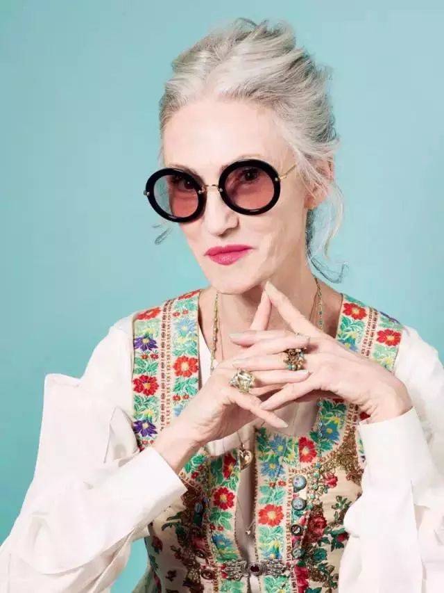 85岁老奶奶时髦记——谁说年轻貌美才可以拥有时尚?