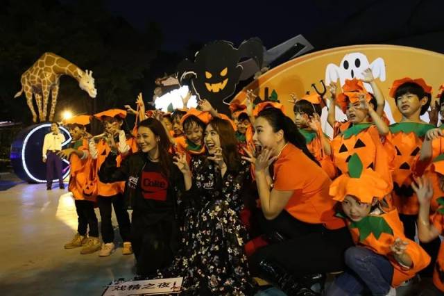 明明一起玩万圣节,凭啥长隆国际大马戏可以这