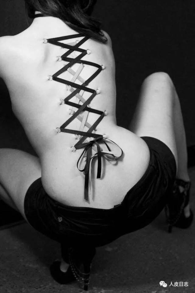 《人皮日志》第396篇-人体穿刺穿孔