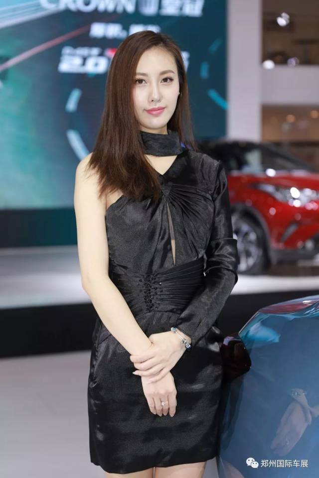 车友福利 郑州国际车展最强美女模特高清大图!