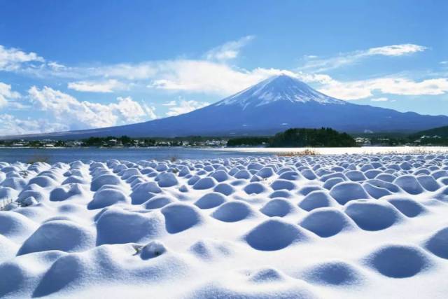 12个月的富士山不同的美景,你要pick哪个月呢?