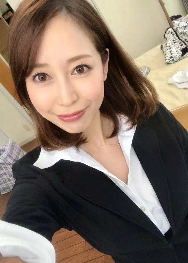 篠田ゆう日常照,最后那个是杏梨