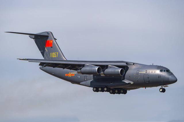 珠海航展:中国空军的"网红"机,运-20"鲲鹏"大型运输机