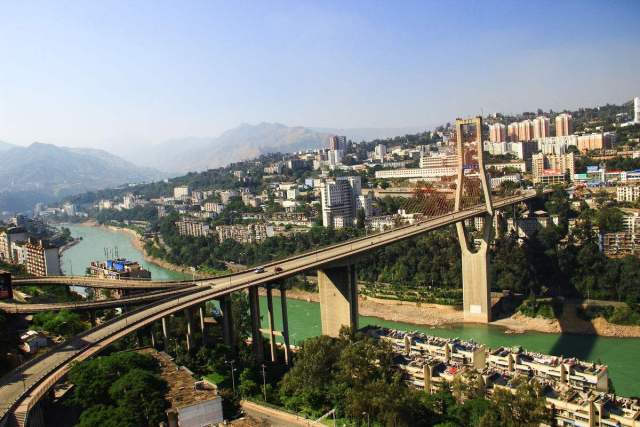 宜西铁路都一一筹备规划中,枢纽地位日益增强.