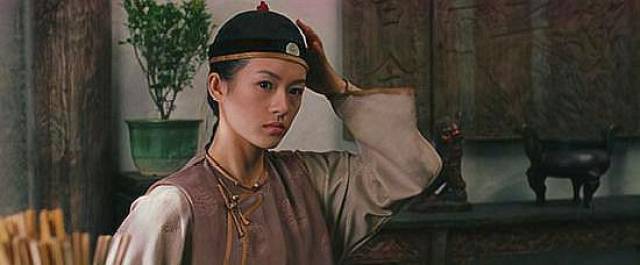 曾以为是武侠片,后来发现是爱情伦理片,看错《