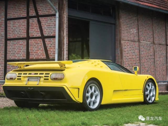 【四渦輪初始者】傳奇 bugatti eb110 現身於摩納哥!