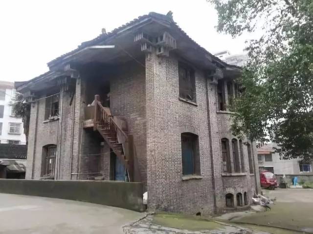 铝合金门窗为何如此热门？
