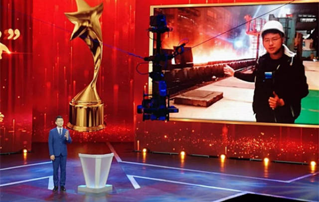 鲅视记者李承泽亮相央视2018中国记者节特别节目_手机搜狐网