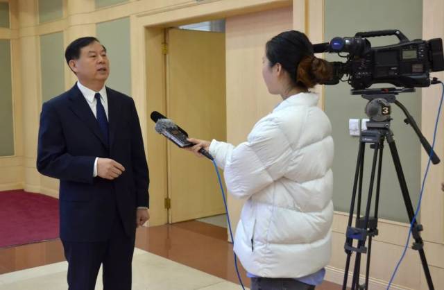大连市商务局副局长刘国志接受媒体采访 治理整顿工作重点