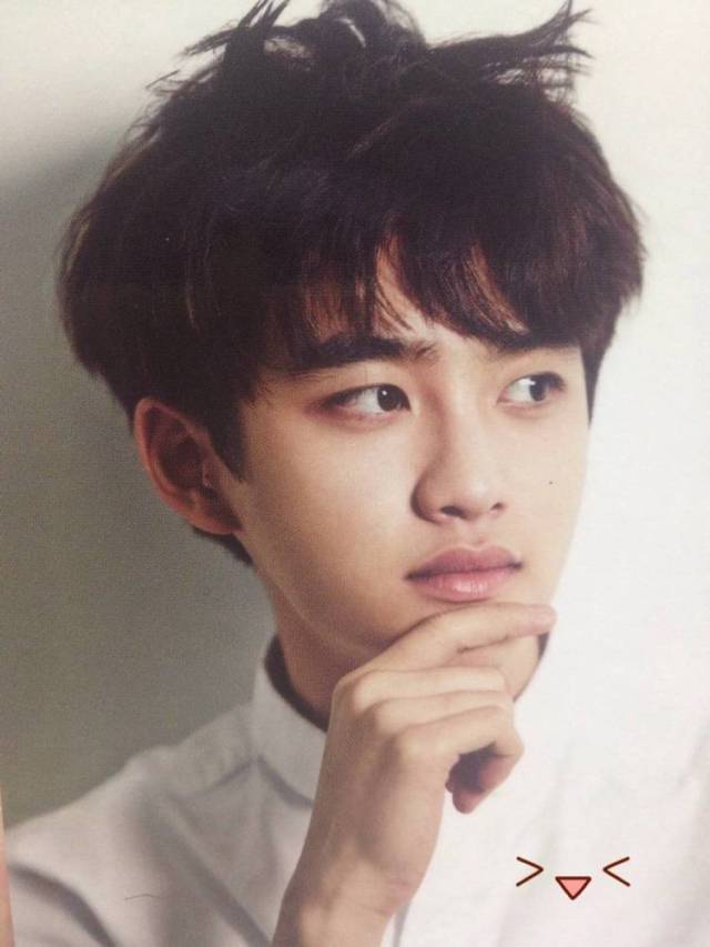 《摇摆狂潮》公开表演海报:众人大秀舞姿引观众期待