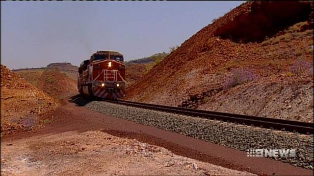 澳洲列车出事了!它甩掉司机,无人驾驶狂奔92