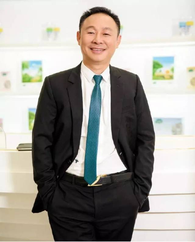 三生(中国)健康产业有限公司董事长黄金宝