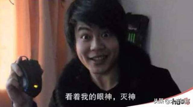 小智告别全民直播 直播间乱封观众!