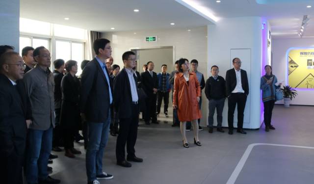 【周庄头条】江阴高新区管委会副主任赵炯一行来我镇参观考察_手机