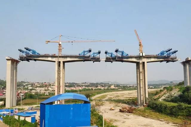 【一线】恒天大建参与建设的龙虎河大桥成功合拢