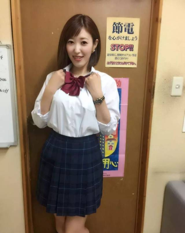 TVB新晋小花被指撞脸岛国片女优水野朝阳!网