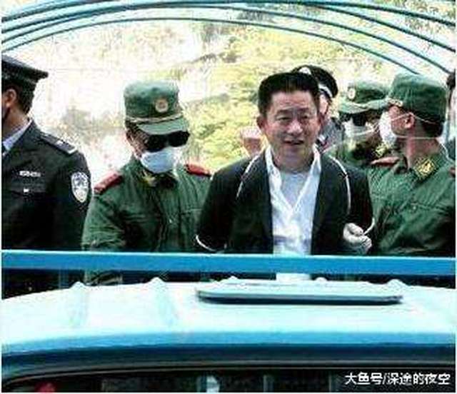 河南黑道教父剿灭浙江黑帮, 百姓锣鼓喧天庆