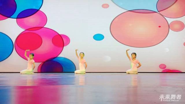 中国舞四级班-《单手位组合》