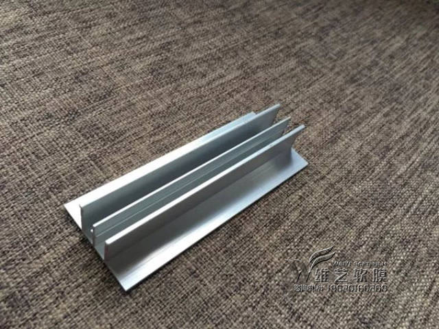 关于软膜天花双扣龙骨cad节点的信息